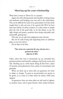 Show Up: A Motivational Message For Muslim Women (Hardcover)